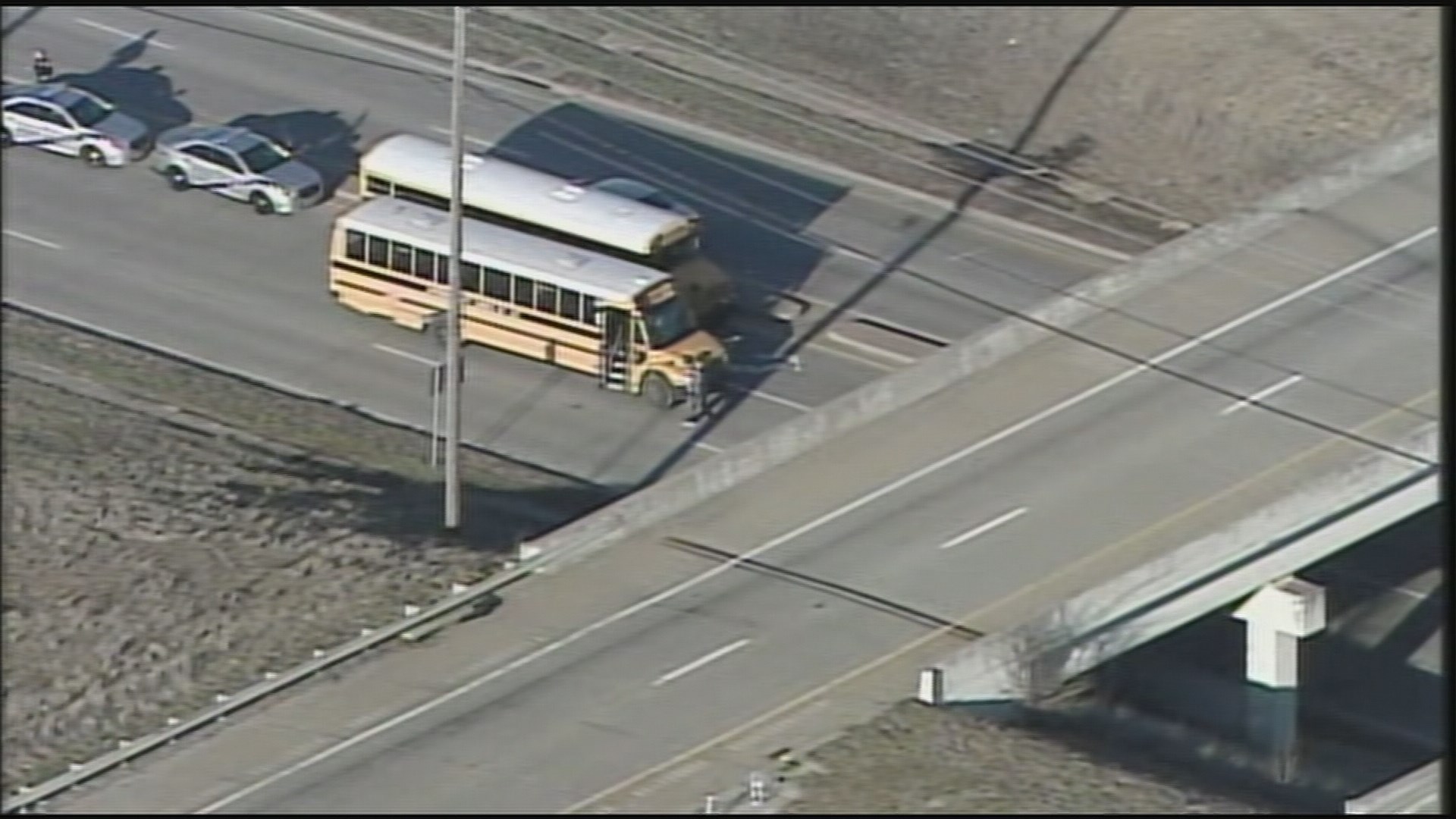 7 Injured In JCPS Bus Crash At National Turnpike, Gene Snyder | Whas11.com